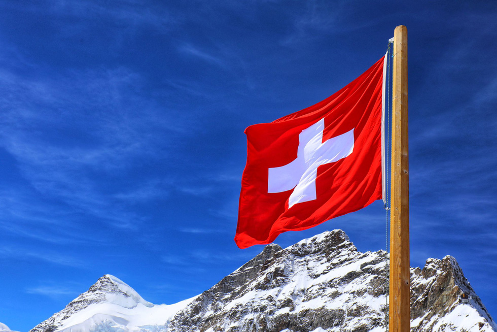 Vùng núi Thụy Sĩ hùng vĩ và nên thơ - Ảnh: NGÔ TRẦN HẢI AN