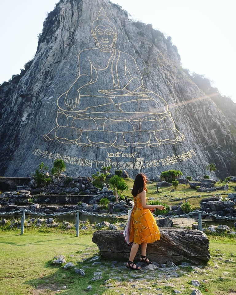 Du lịch Thái Lan không thể quên check - in với núi Phật Vàng Pattaya - Khao  Chee Chan - Du Lịch Chất