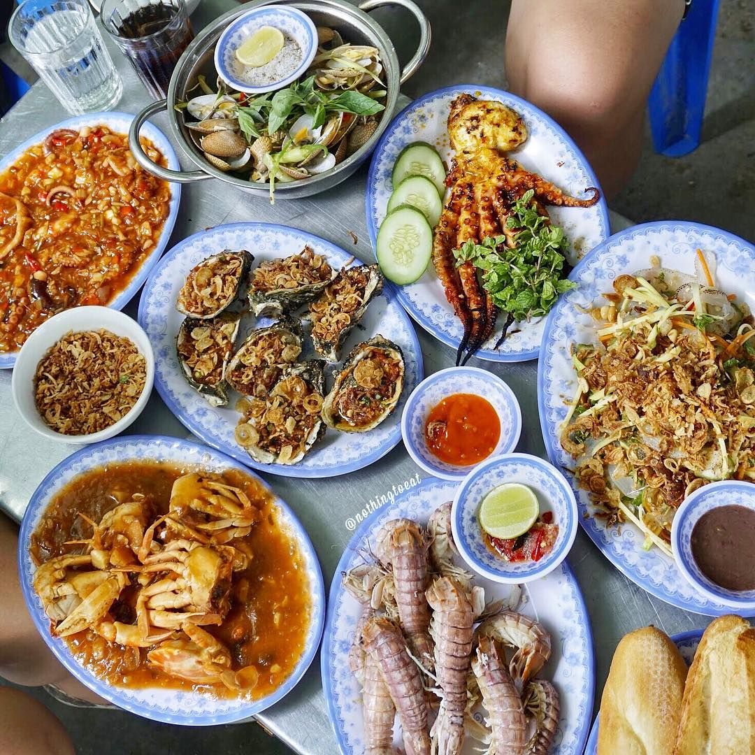 Top 7 quán hải sản bình dân đỉnh nhất Đà Nẵng